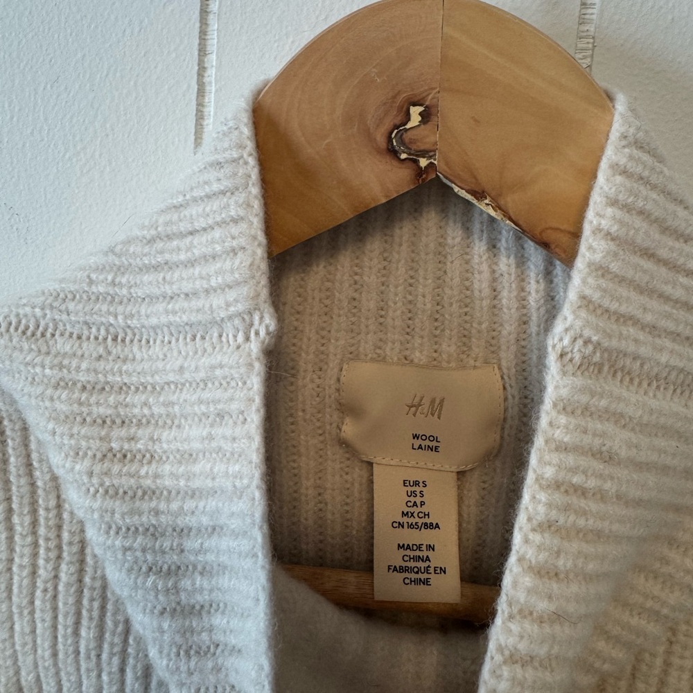 H&M 100% wool sweater - Picture 5 of 6